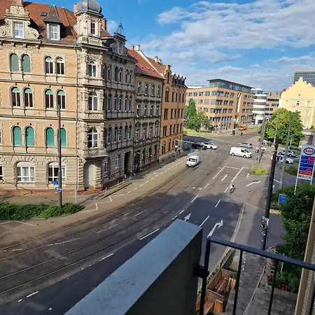 Familienfreundliche Geraeumige Design-Wohnung Mit Balkon Im Zentrum - Apolonialiving Karlsruhe Exterior photo